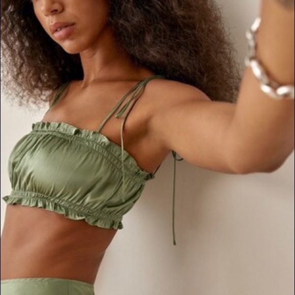 Reformation Nicky Top in Black Silk New with Tags - Picture 2 of 5